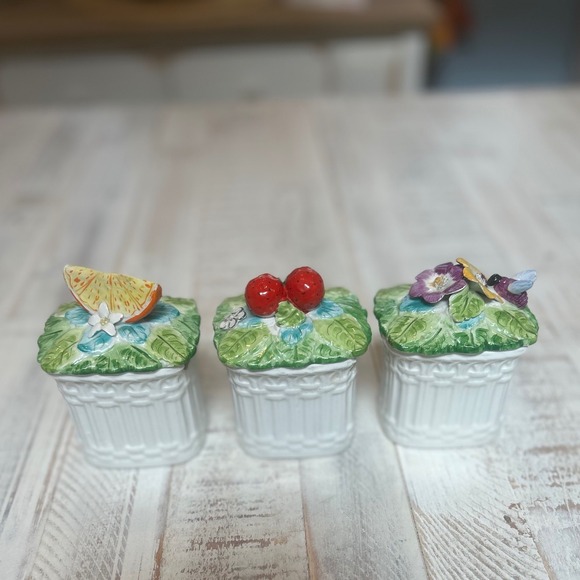 Other - Set of 3 vintage Italian Ceramic jars w Fruit  flower and insect decorative lids